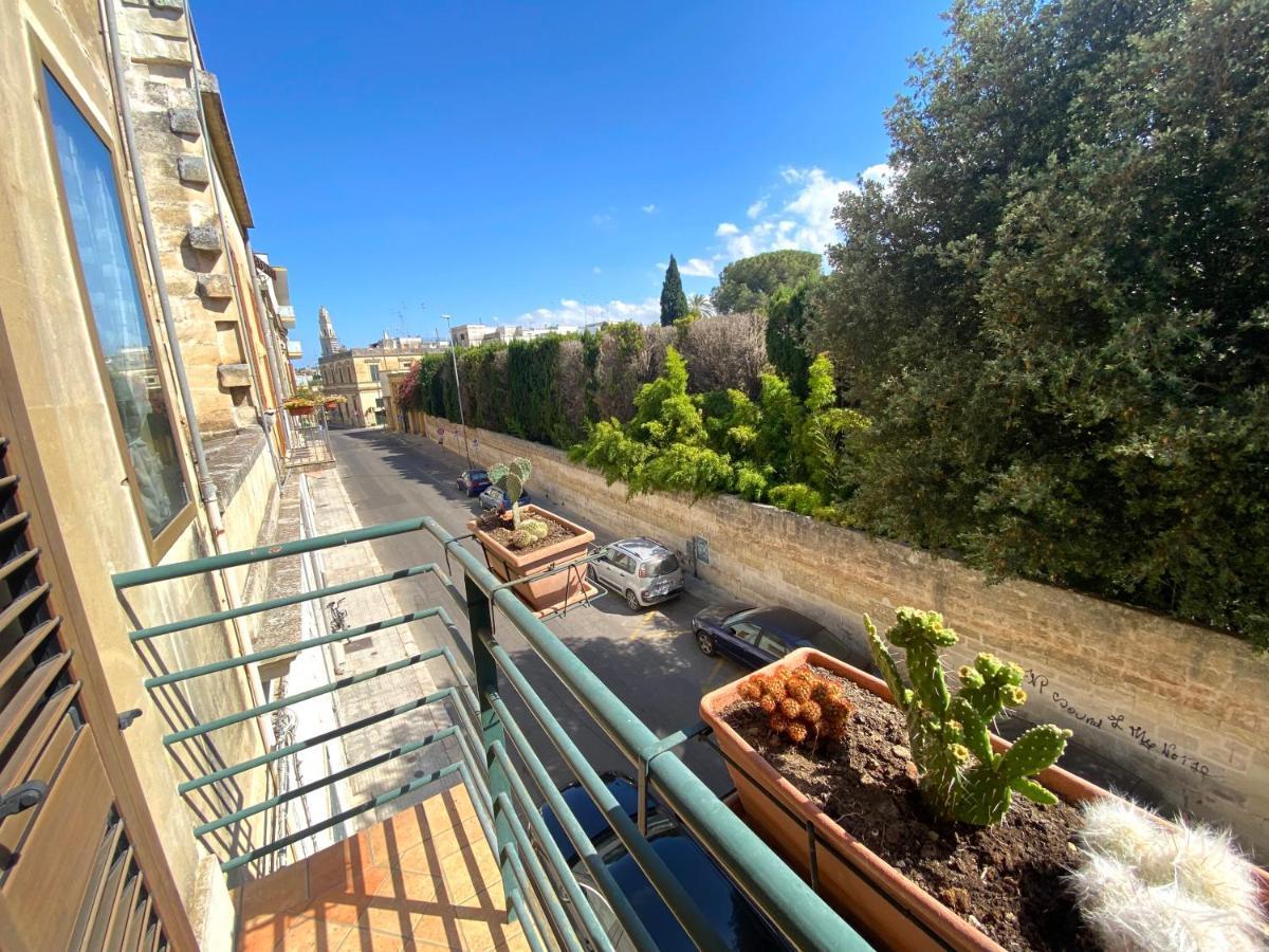 Апартаменты Casa Chiara, Roof Terrace, 100M To The Historical Center Лечче Экстерьер фото