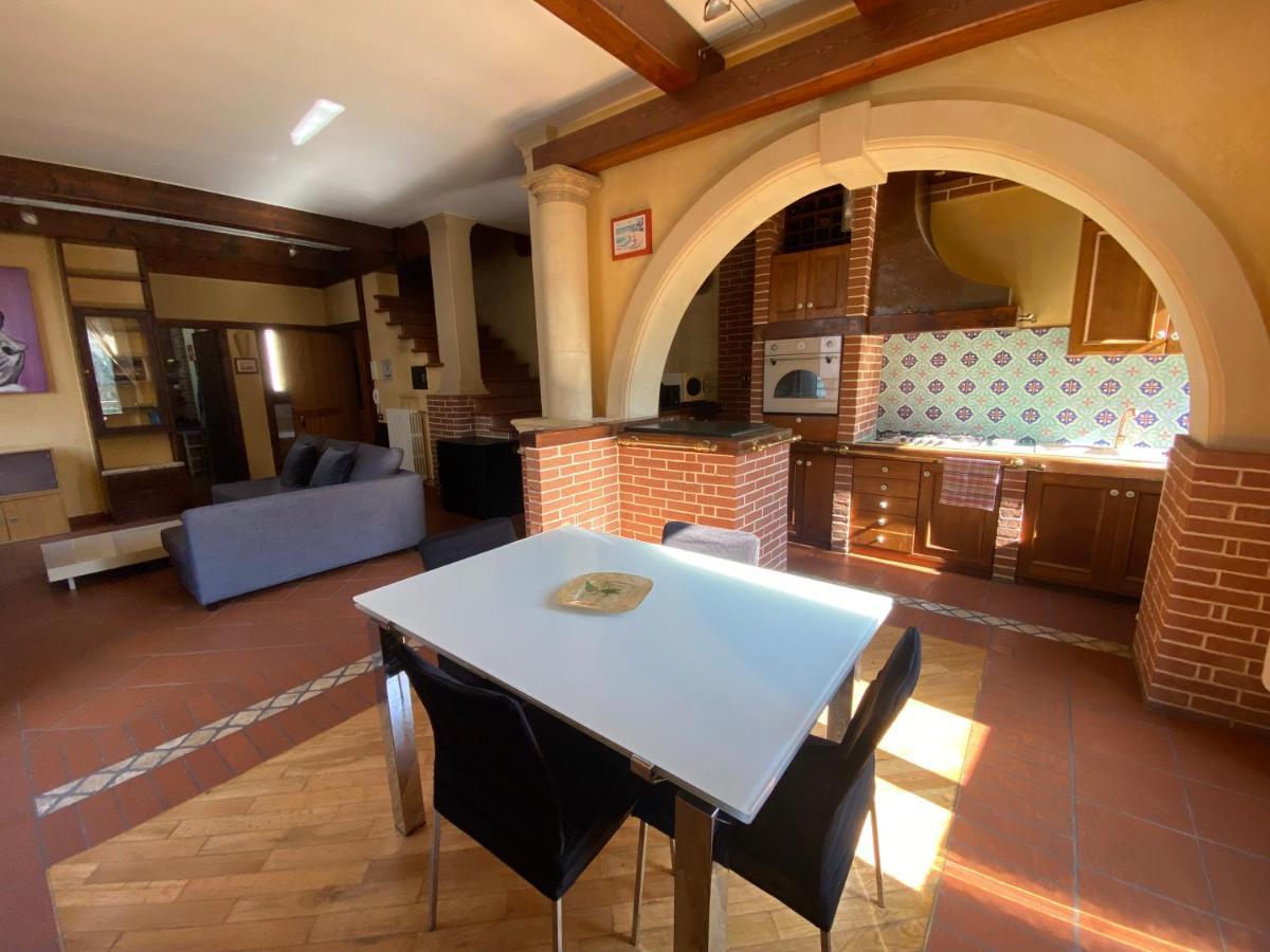 Апартаменты Casa Chiara, Roof Terrace, 100M To The Historical Center Лечче Экстерьер фото